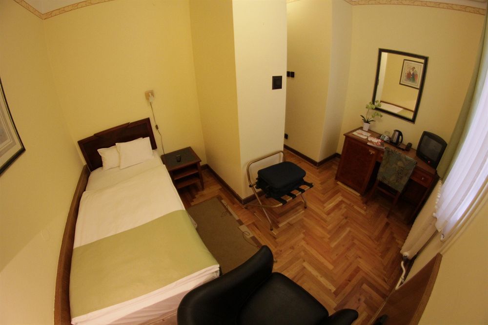 Hotel Metro بودابست المظهر الخارجي الصورة