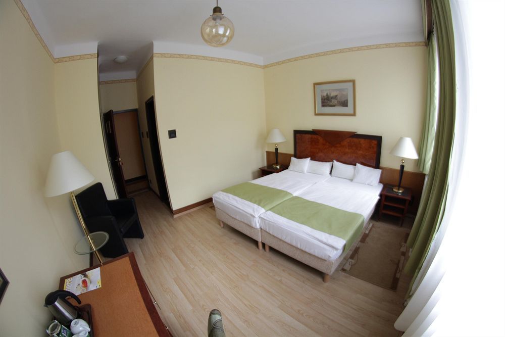 Hotel Metro بودابست المظهر الخارجي الصورة