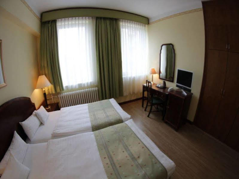 Hotel Metro بودابست المظهر الخارجي الصورة